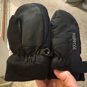 Kombi Kids Black Mittens